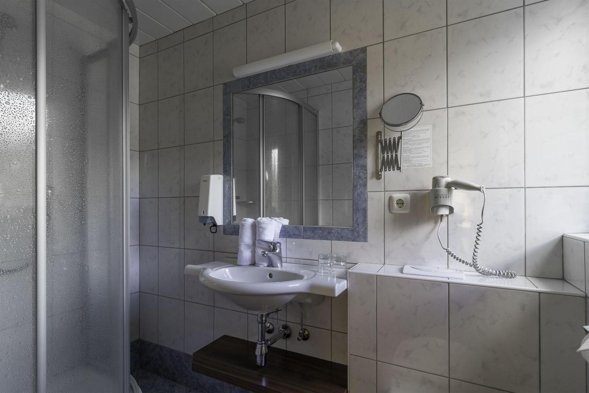 Hotel Enzian Paznaun ゼー 部屋 写真