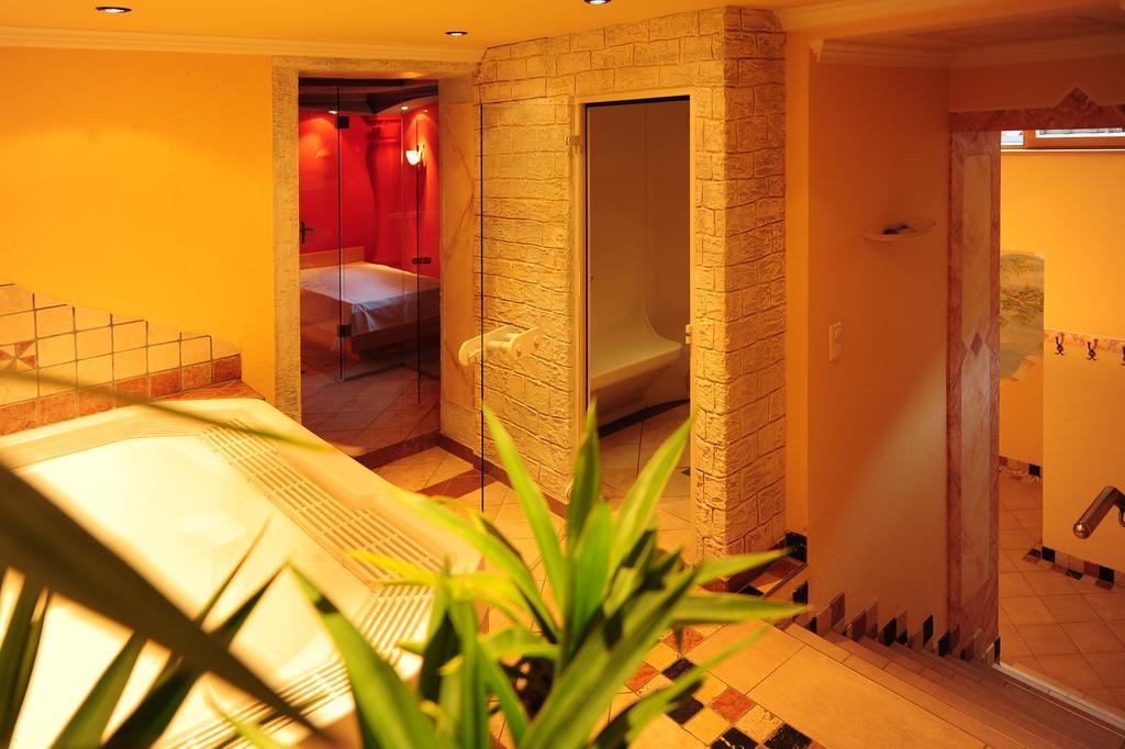 Hotel Enzian Paznaun ゼー エクステリア 写真