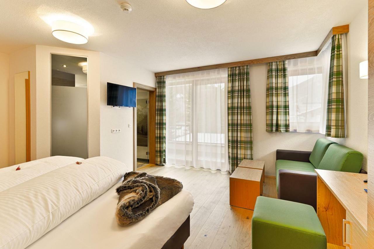 Hotel Enzian Paznaun ゼー エクステリア 写真